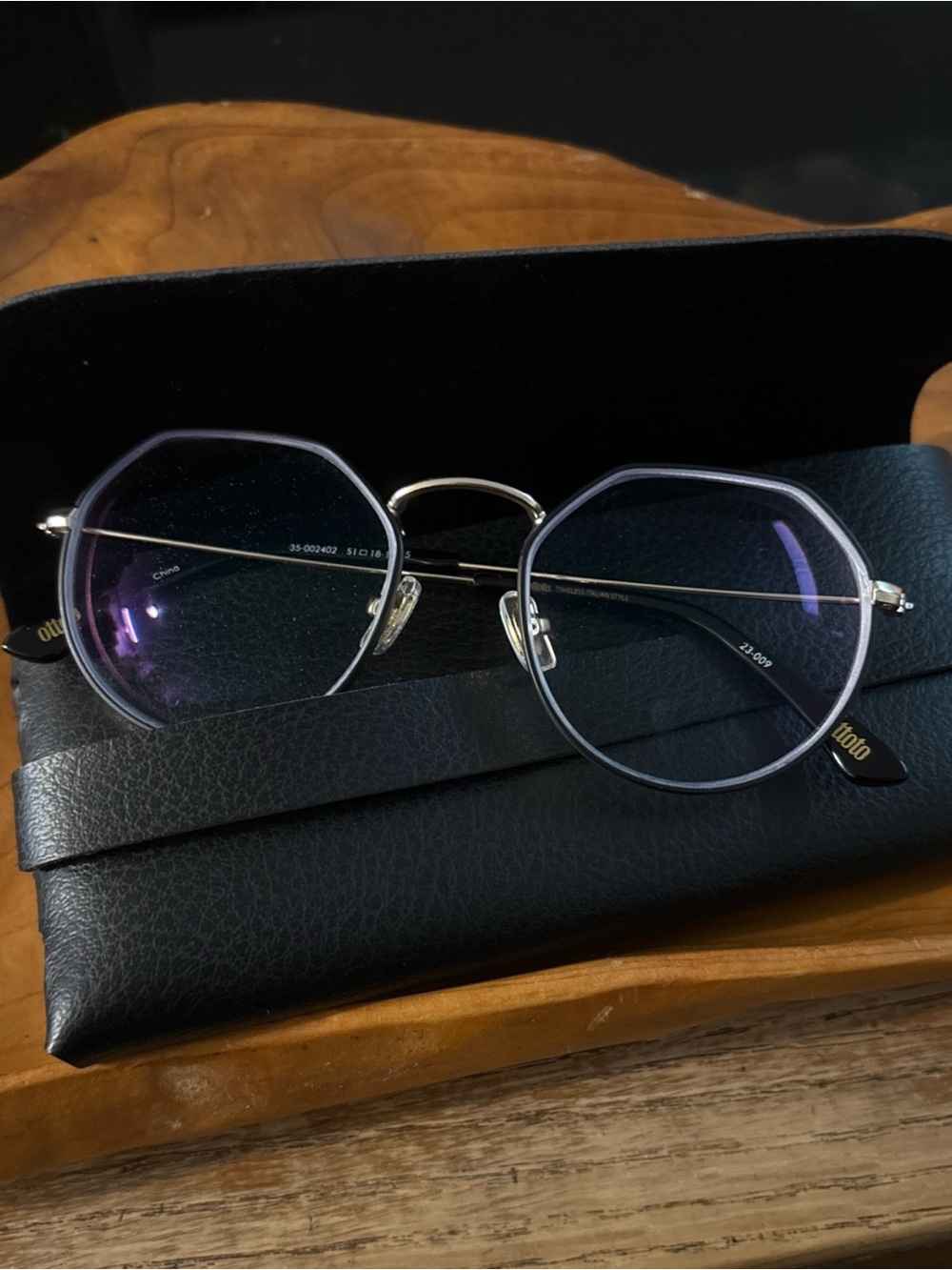 Round Octagon Metal Frame Glasses in Silver and Black - Unbranded